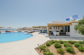 lianos village