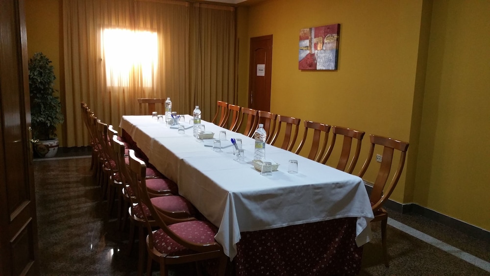 hotel humanes
