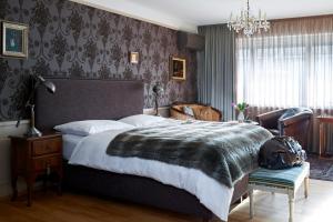 Townhouse Boutique Hotel,Zurich>>Opfikon,4 star