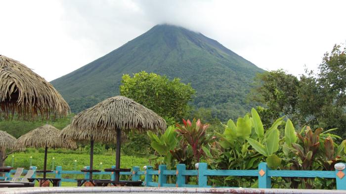 hotel la pradera del arenal