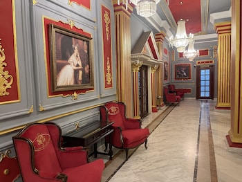 cosmopolitan hotel