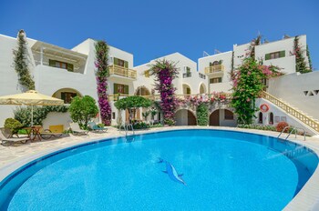 proteas hotel and suites
