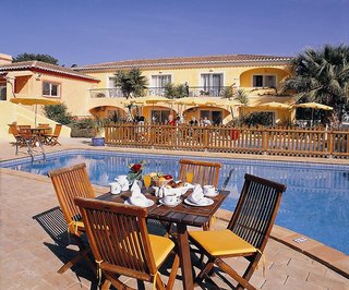 costa doiro ambiance village