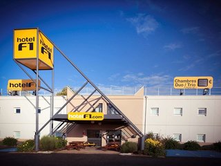 hotelf1 st witz a1 paris nord