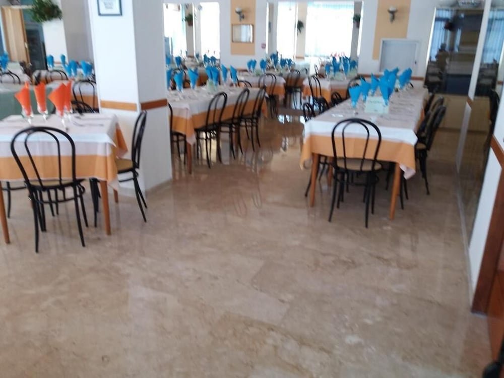 Hotel Caravan,Pesaro>>Marche,3 star