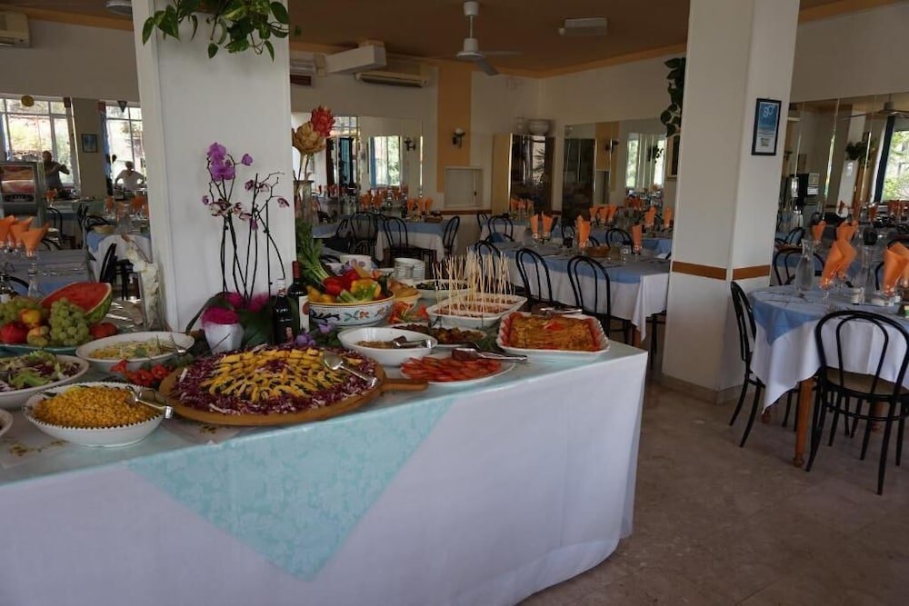 Hotel Caravan,Pesaro>>Marche,3 star