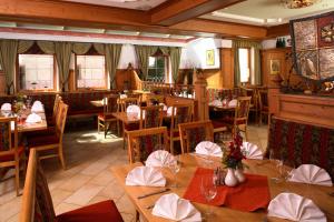 hotel zur post rohrdorf