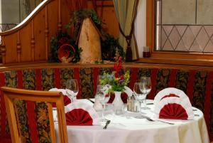 hotel zur post rohrdorf