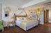 cocos the club solto boutique class