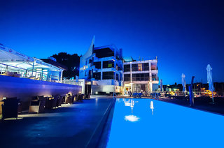 Hotel Maxim,Near Sakarun Beach,4 star