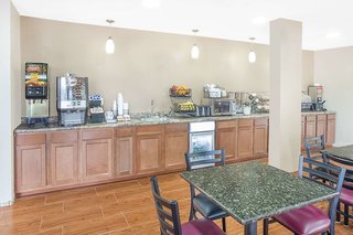 Microtel Inn & Suites By Wyndham Appleton,Freedom>>Appleton,2 star