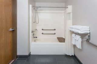 Microtel Inn & Suites By Wyndham Appleton,Freedom>>Appleton,2 star