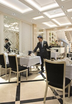 classy boutique hotel