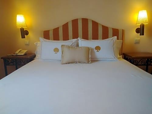 hotel cigarral de caravantes