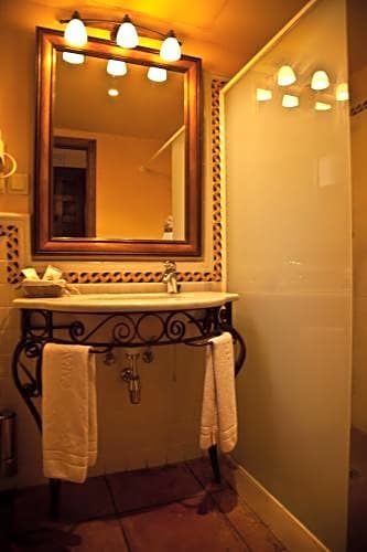 hotel cigarral de caravantes