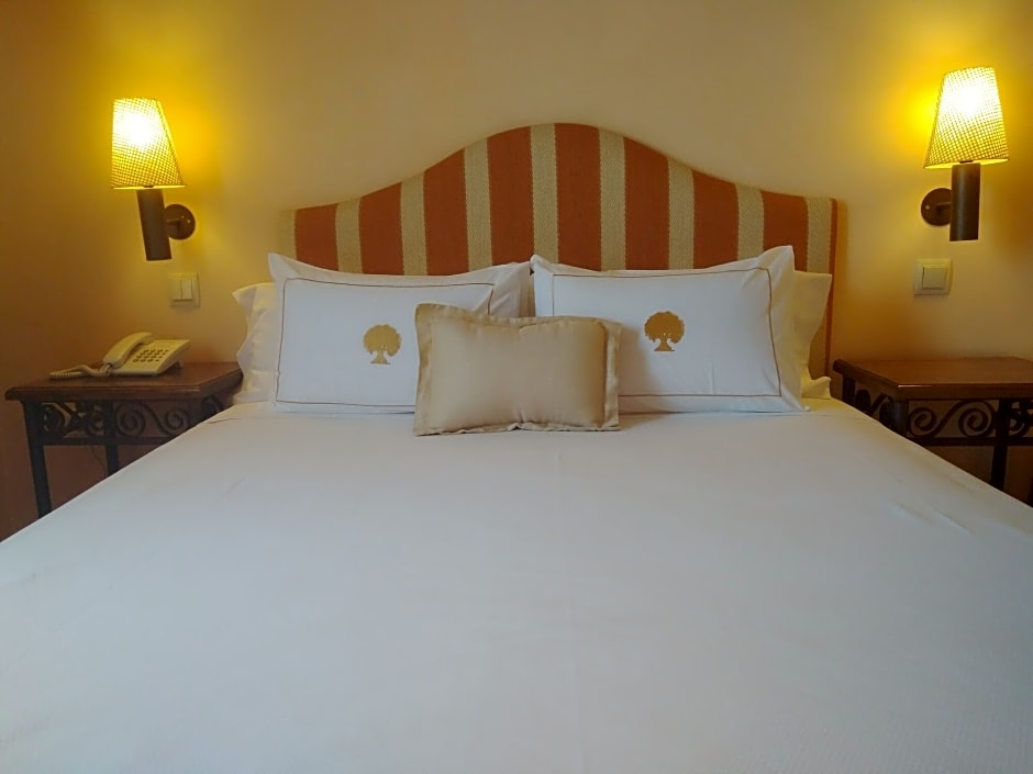Hotel Cigarral De Caravantes,Castilla - La Mancha>>Almonacid De Toledo,3 star