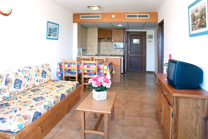 pierre and vacances estartit playa