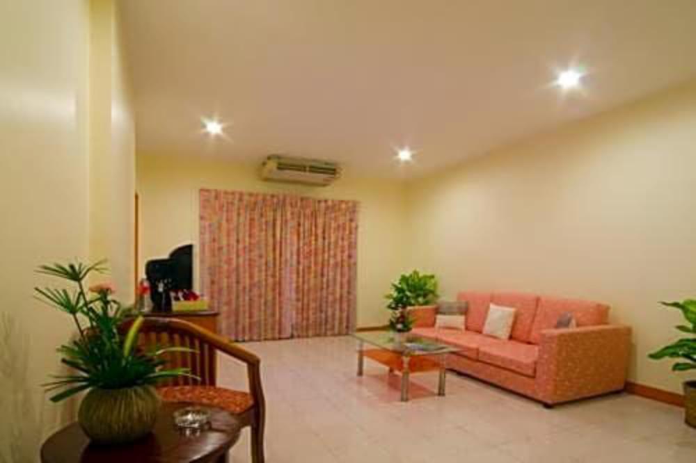 eastiny bella vista hotel