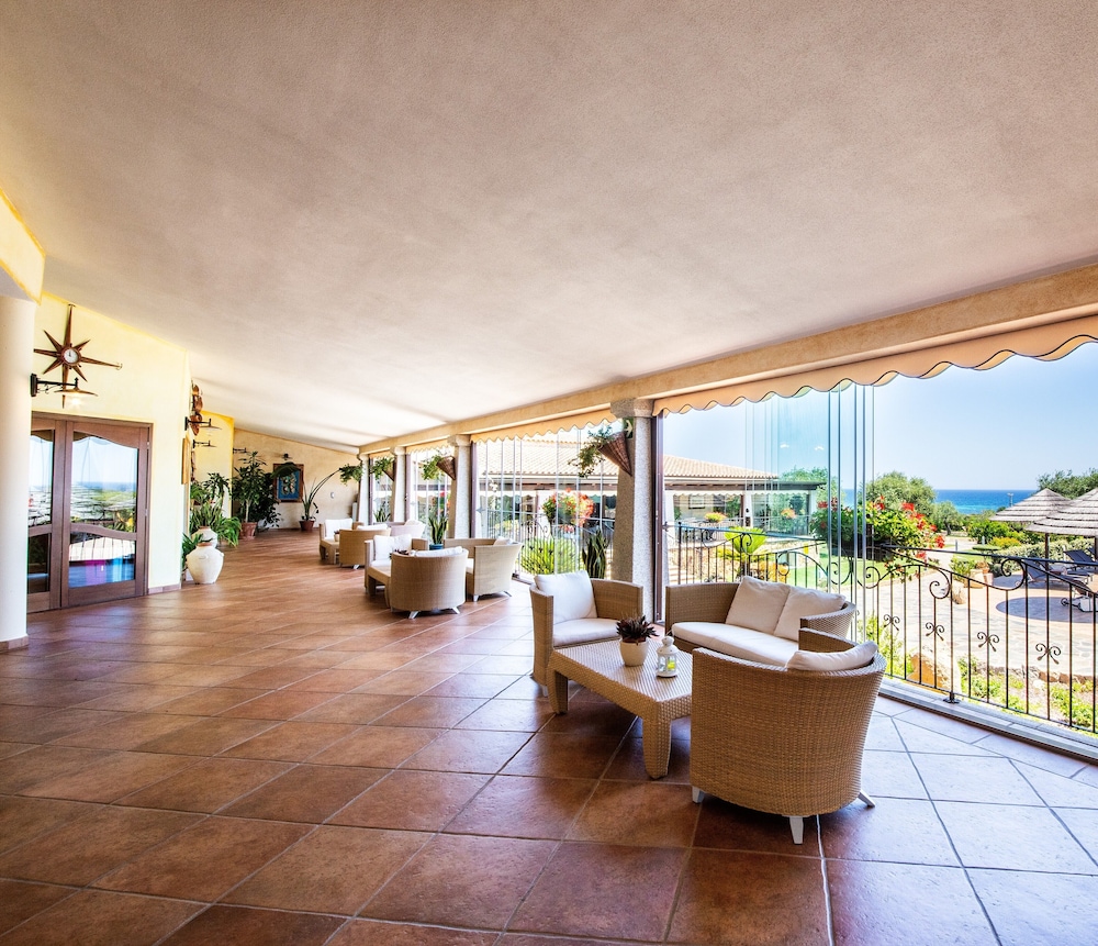 hotel costa caddu