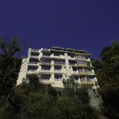 Inde Rajgriha Kasauli,Sari Road, Near Garkhal Chowk, Tehsil- Kasauli, Himachal Pradesh 173201,4 star