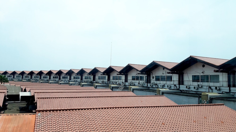 jakarta airport hotel