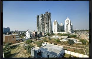 hotel noida dreamz 144