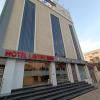hotel lavish inn