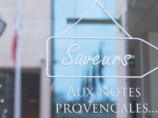 ibis styles toulon centre port