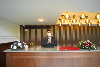 saltstayz basil near golf course road