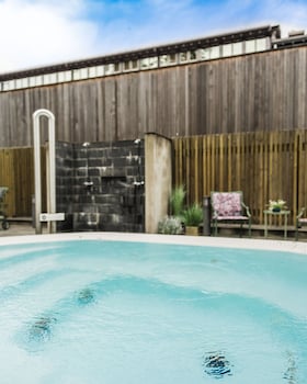 Hotel-Img