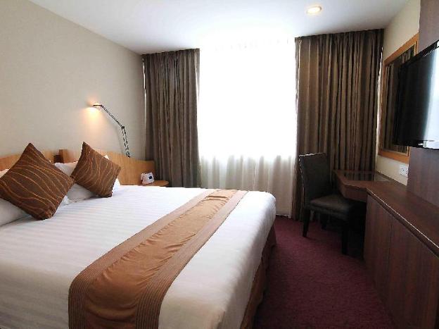 metropolitan ymca singapore