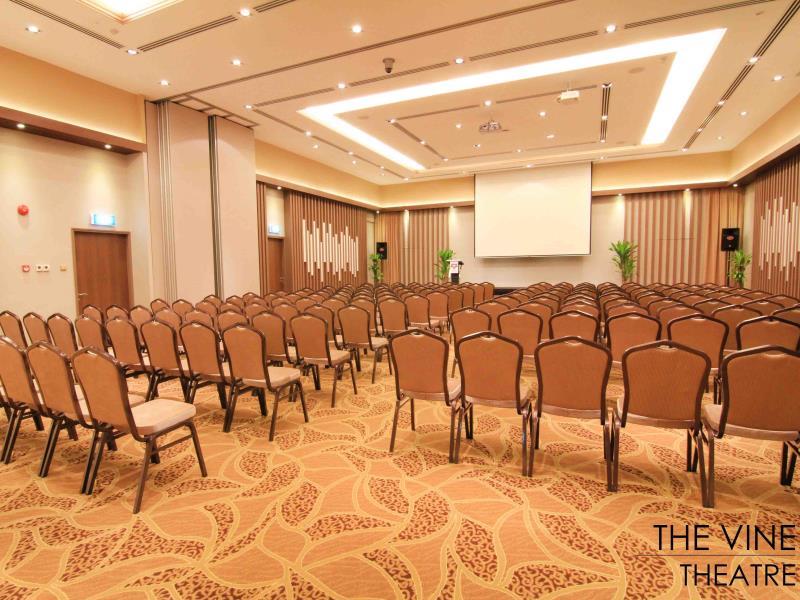 metropolitan ymca singapore