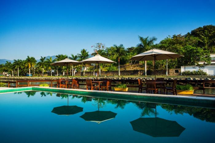 pousada corsario paraty