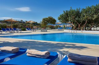 vasia ormos adults only