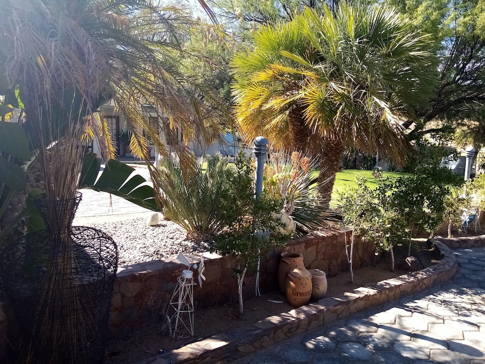 daisy country lodge