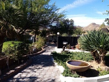 daisy country lodge