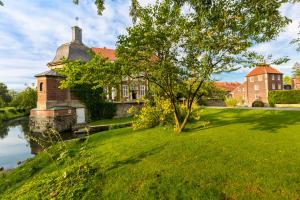 Hotel Schloss Wilkinghege,Münster>>Havixbeck,4 star