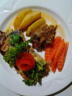 Sunset Shores Beach Hotel,Bequia Island>>Arnos Vale,3 star