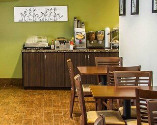 Sleep Inn & Suites Roseburg North Near Medical Center,Roseburg Regional Airport>>Roseburg,3 star