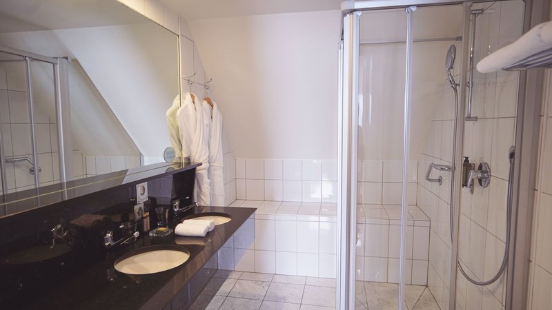 hotel real nyon by happyculture