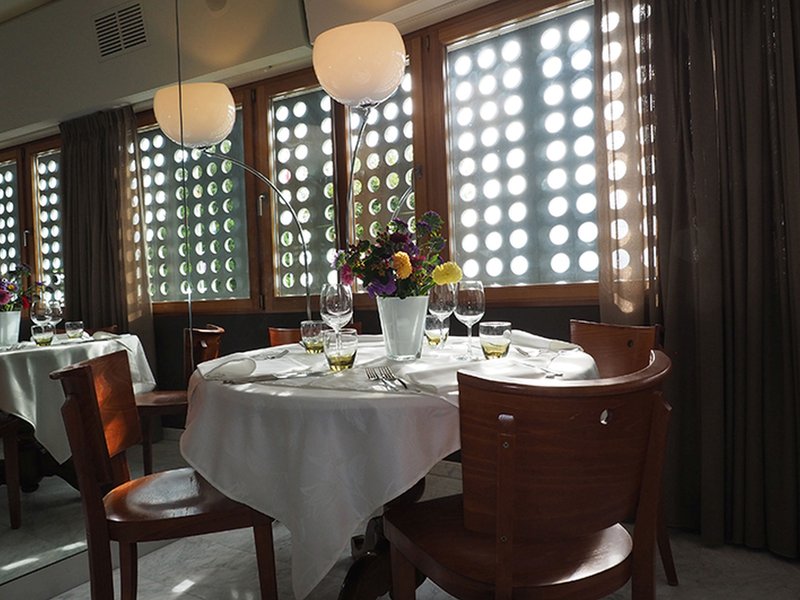 hotel real nyon by happyculture