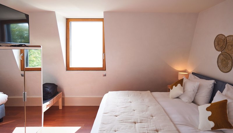 hotel real nyon by happyculture