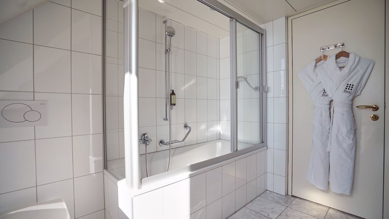 hotel real nyon by happyculture