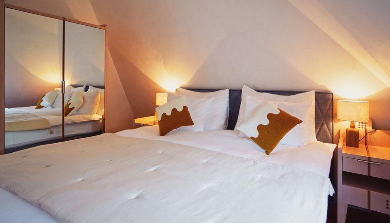 hotel real nyon by happyculture