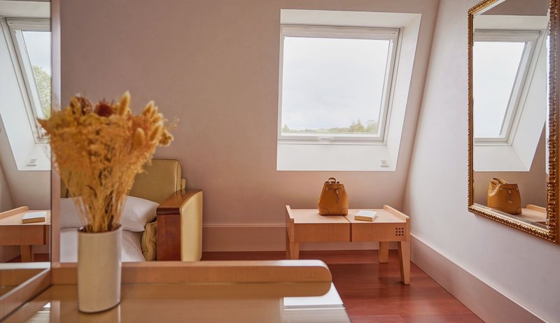 hotel real nyon by happyculture