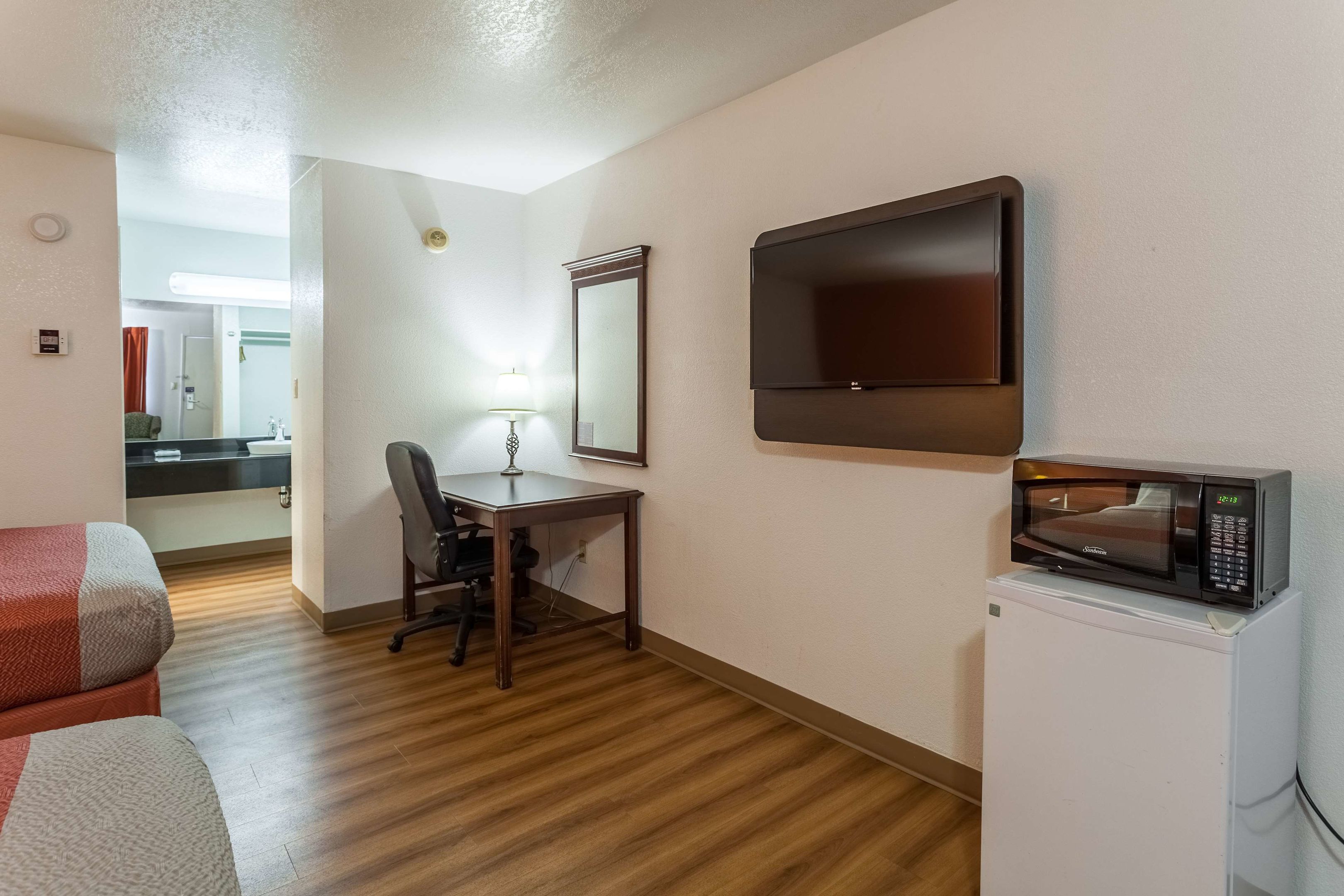 super 8 by wyndham dunnigan