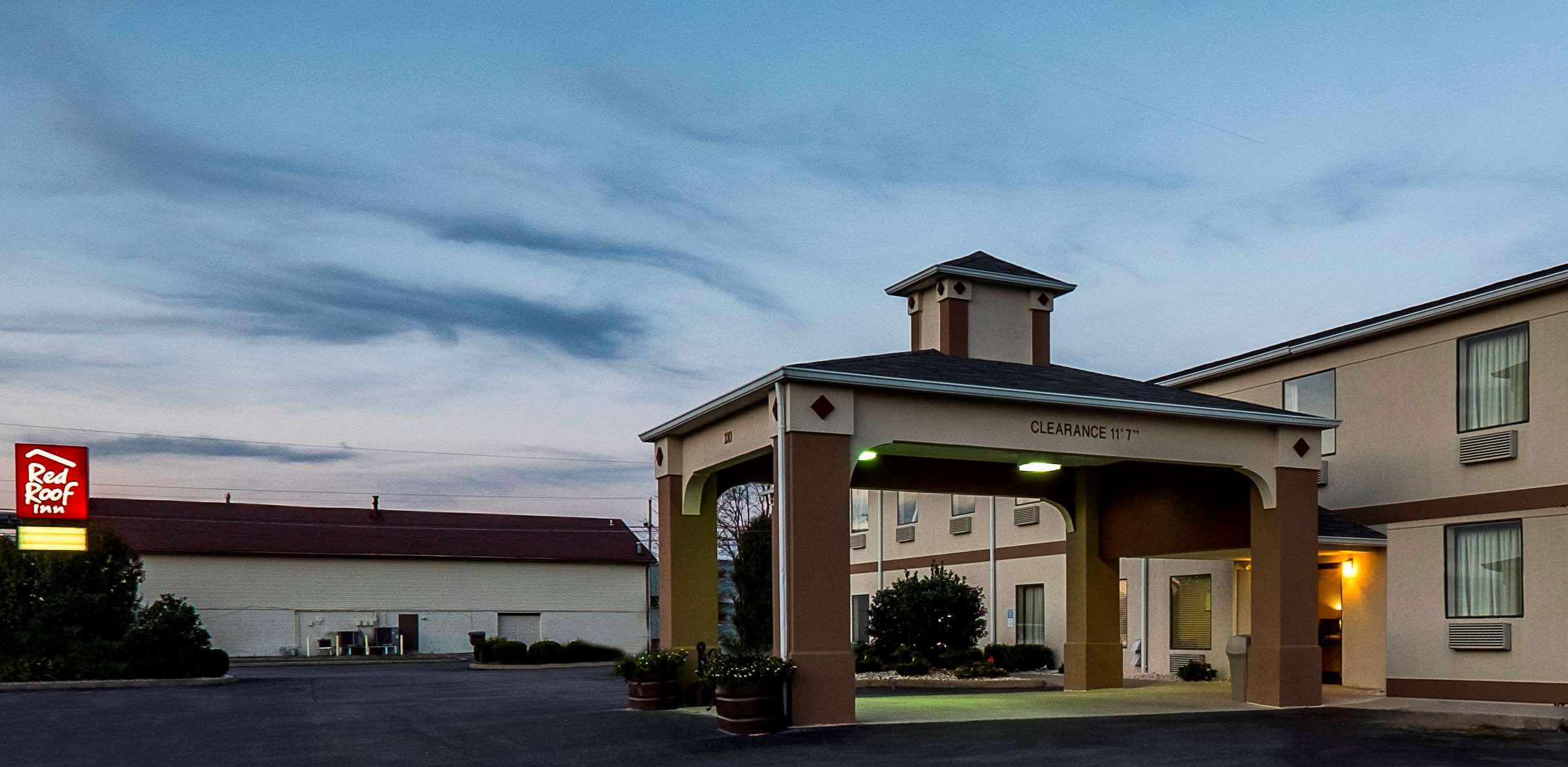red roof inn plus danville ky