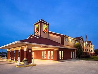 Super 8 By Wyndham Salem,Carlyle Lake>>Alma,2 star