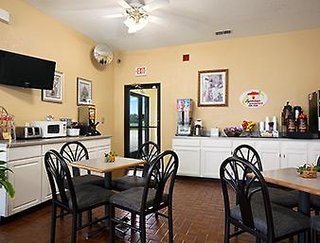 super 8 by wyndham salem