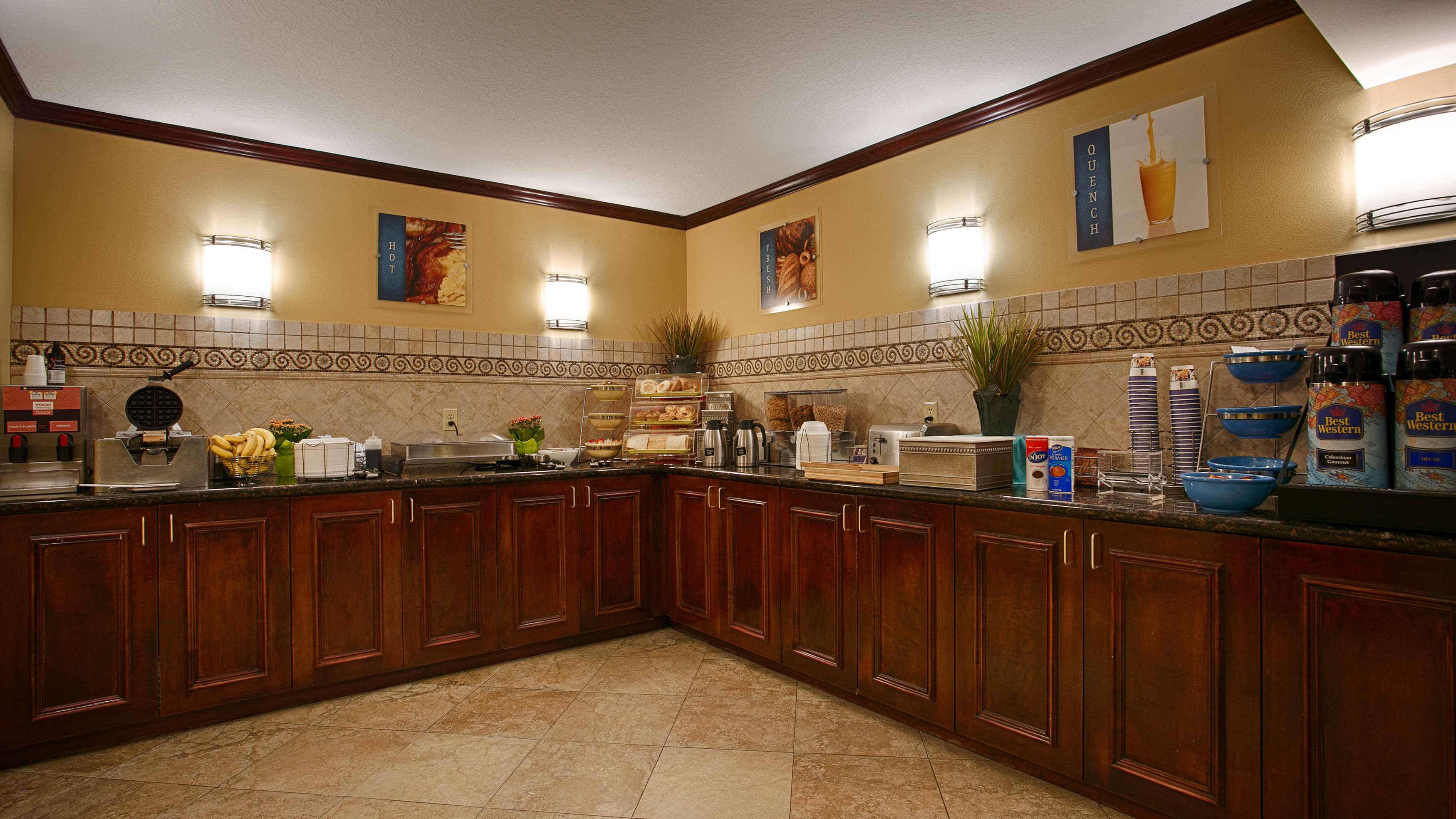 best western intracoastal inn